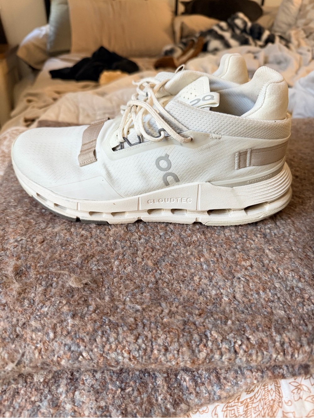On Cloudnova 2.0 Running Shoes